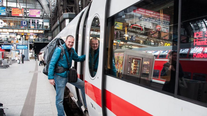 Beim Umsteigen am Hauptbahnhof Hamburg