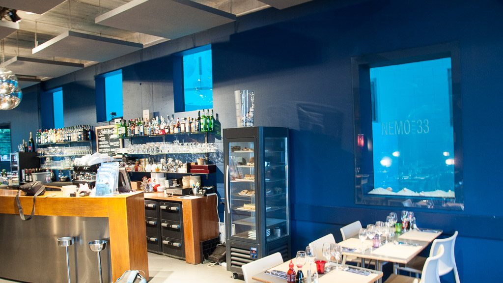 Bar und Restaurant im Nemo 33