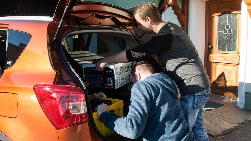 Suzuki SX4 S-Cross beladen fürs Tauchen